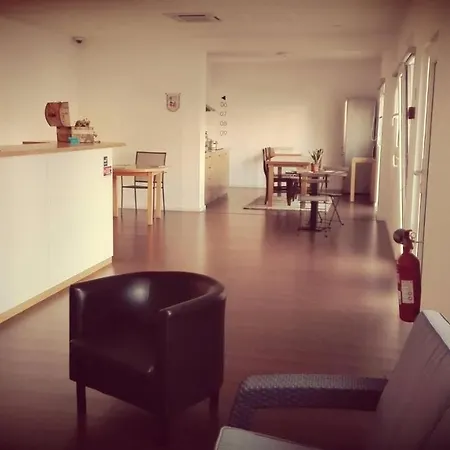 Albufeira Hostal